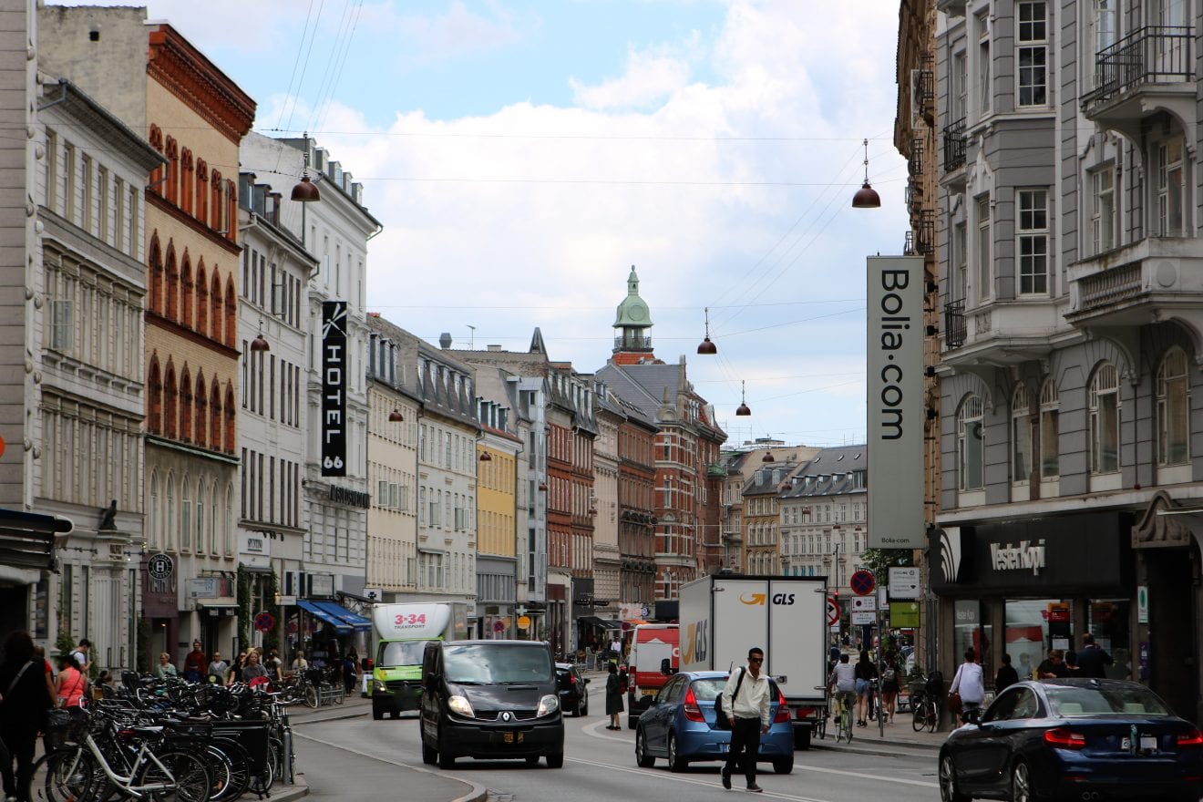 Ud med dieselmaskinerne: Københavns Kommune vil feje gaderne på el